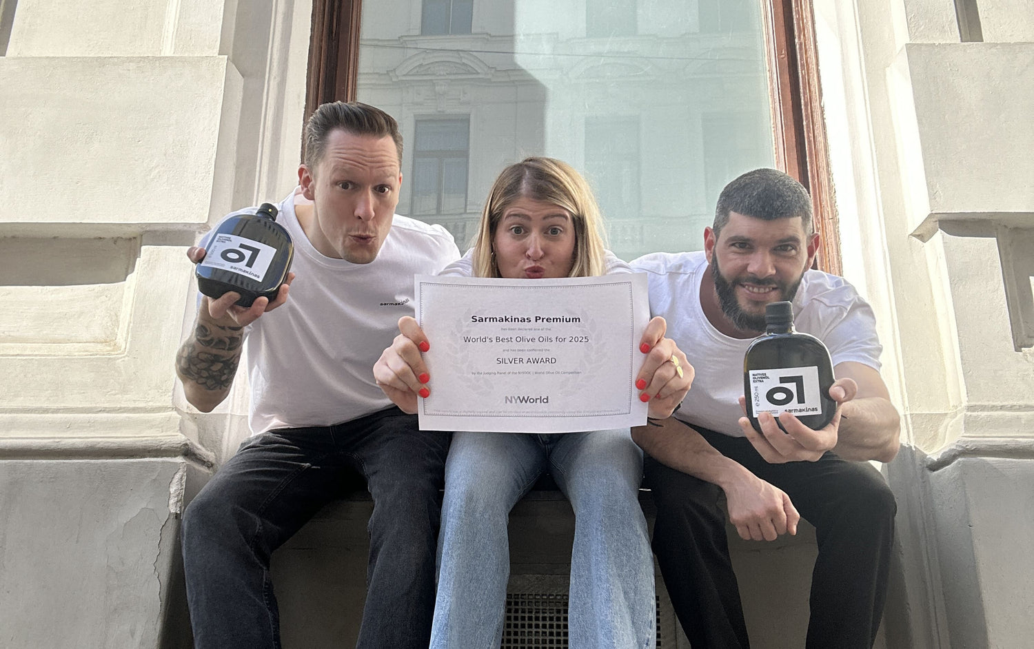 Auszeichnung für Sarmakinas Koroneiki-Olivenöl – NYIOOC Silver Award 2025, handgeerntet in Griechenland